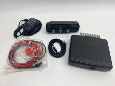 Motorola CDM1250 Remote Head Bundle AAM25KKD9AA2AN 45-Watt VHF Mobile COMPLETE - HaloidRadios.com