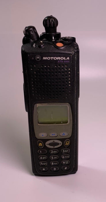 Motorola XTS5000 H18QDH9PW7AN UHF Portable Radio