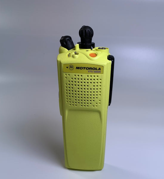 Motorola XTS5000 R VHF H18KEC9PW5AN P25 - INTRINSICALLY SAFE - YELLOW - HaloidRadios.com